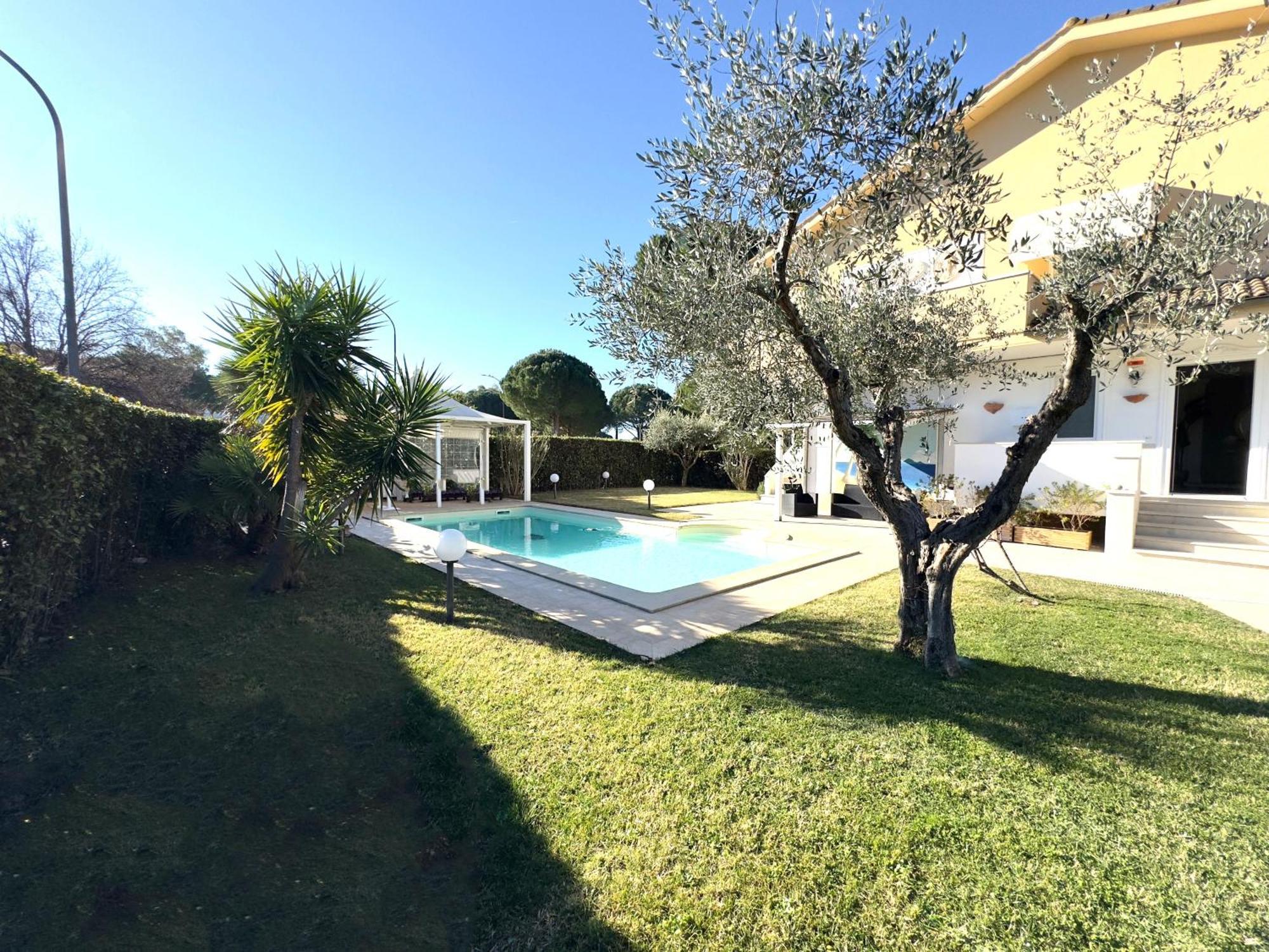 Residence Il Boschetto - Villa Con Piscina Grosseto Exterior photo